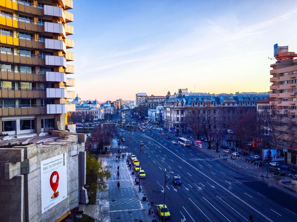 Central Studio Across From Intercontinental Bukarest Exterior foto